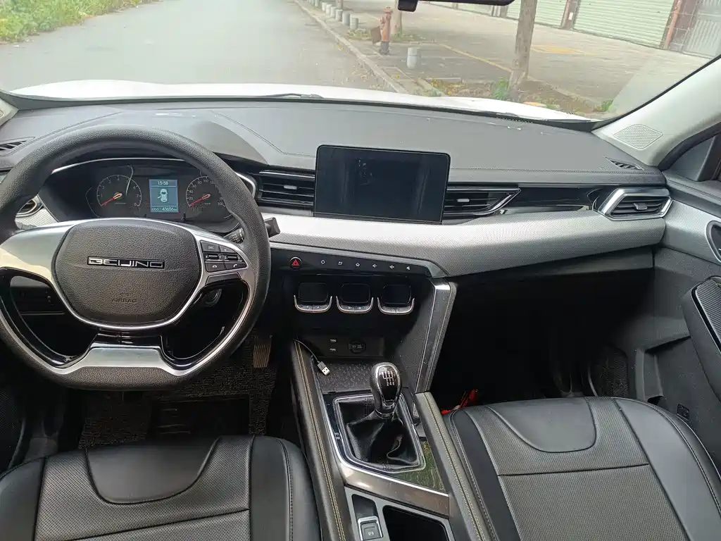 BAIC X3 — миниатюра 8