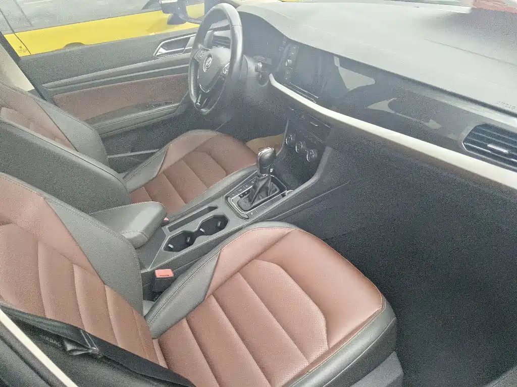 Volkswagen Lavida — миниатюра 7