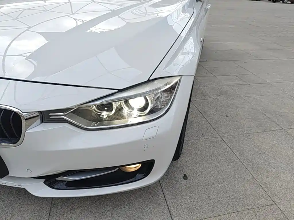 BMW 3 Series — миниатюра 24