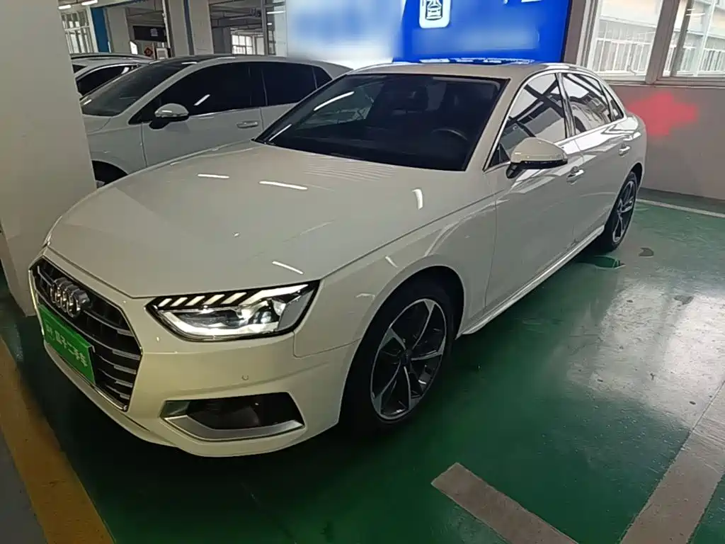 Audi A4L — миниатюра 2