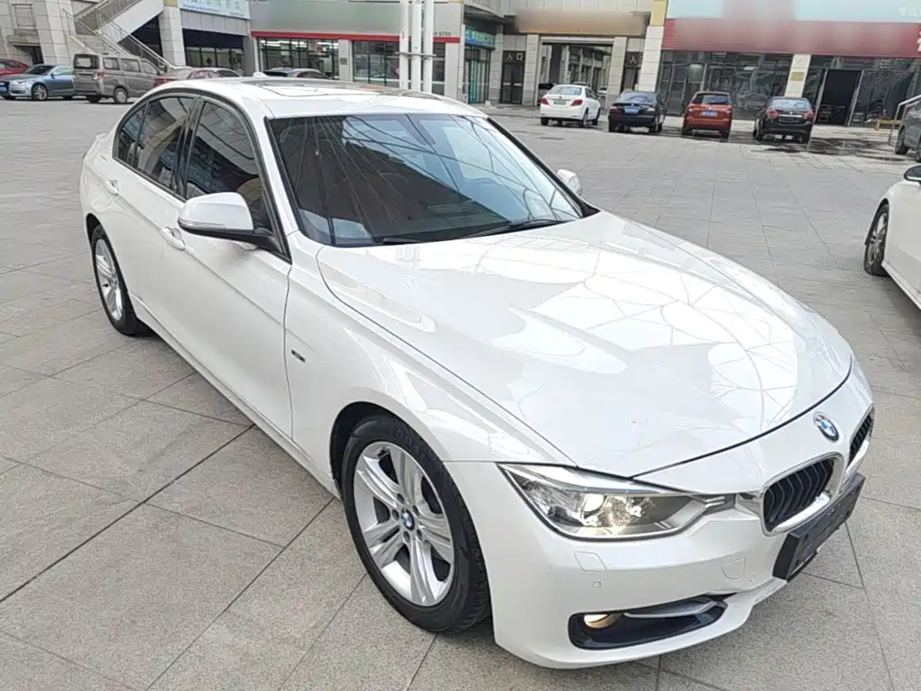 BMW 3 Series — миниатюра 4