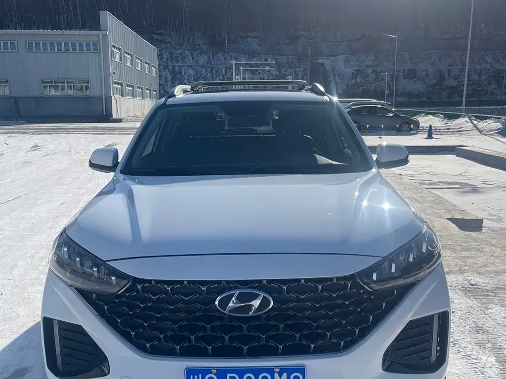 Hyundai ix35 - фото 2