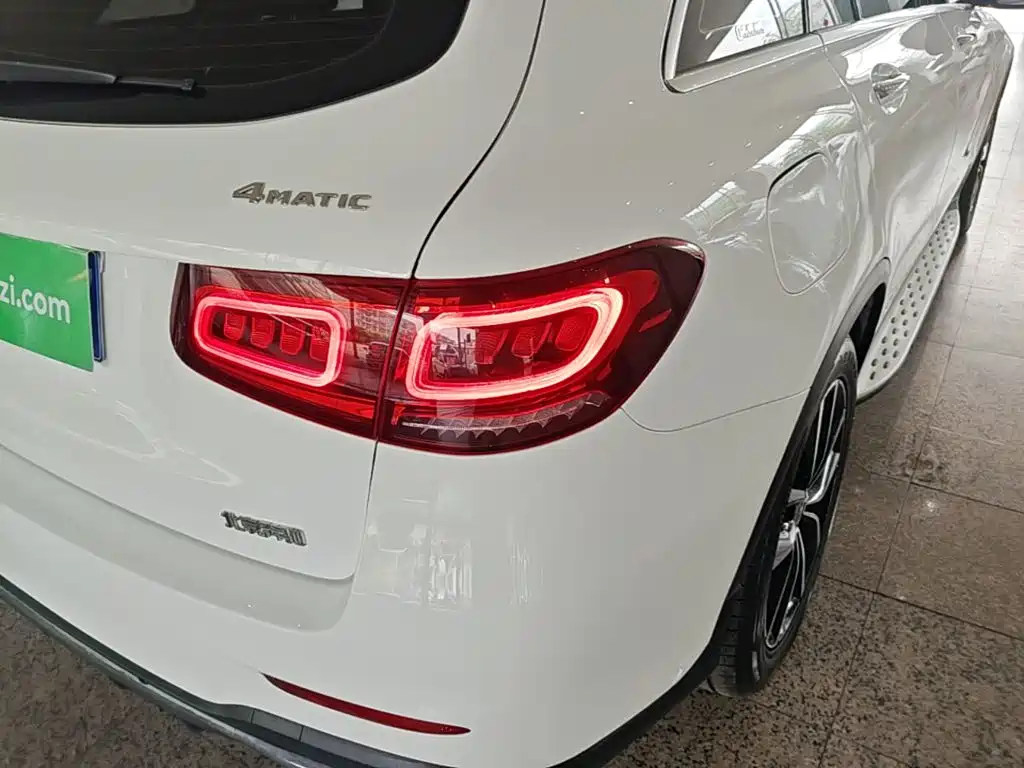Mercedes-Benz GLC — миниатюра 8