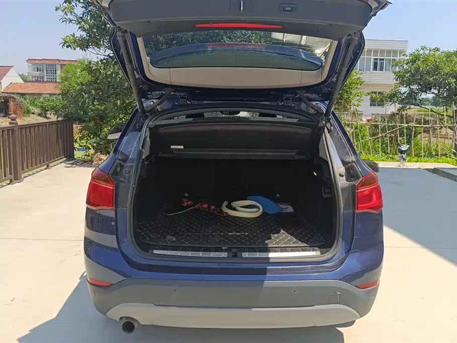 BMW X1 2016 sDrive18Li Premium
