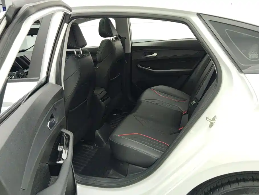 Geely Binrui — миниатюра 11