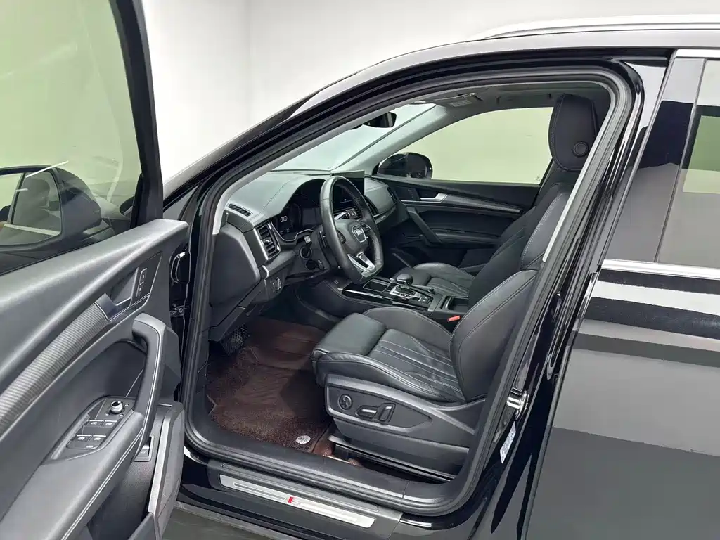 Audi Q5L — миниатюра 5