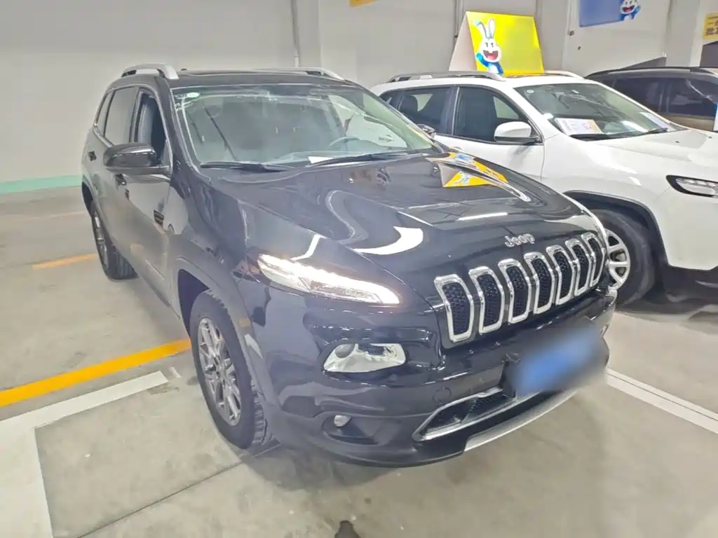 Jeep Cherokee — миниатюра 4
