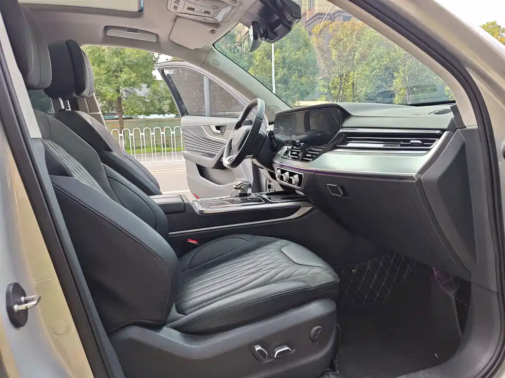 Hongqi Hongqi HS5 — миниатюра 10