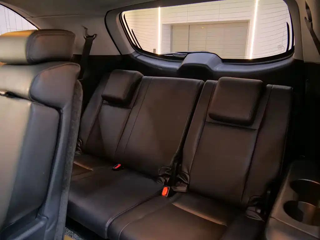 Toyota Highlander — миниатюра 14