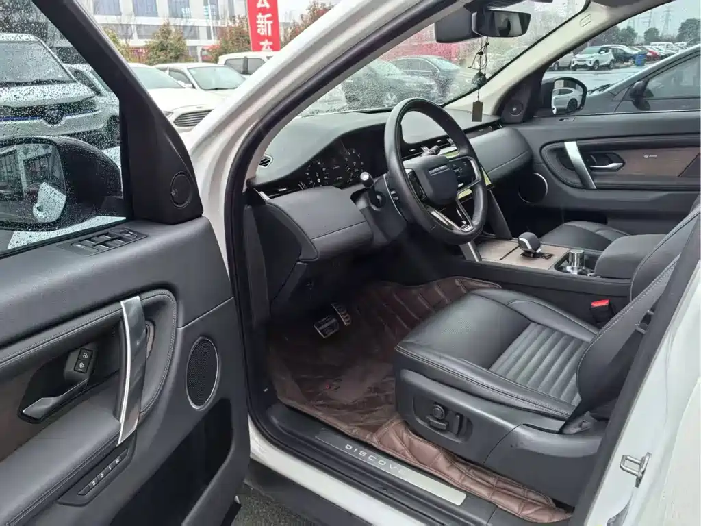 Land Rover Discovery Sport — миниатюра 6