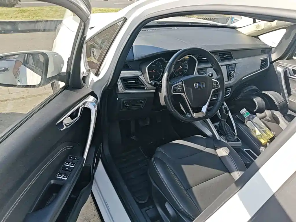 Geely Vision X3 — миниатюра 16