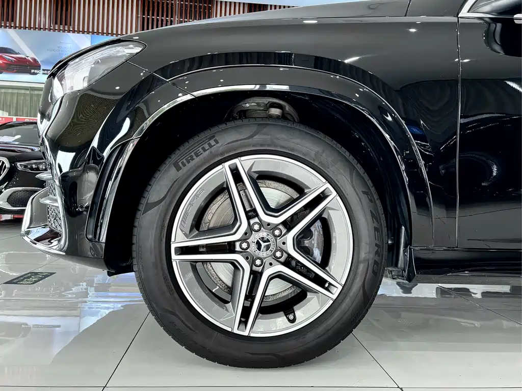 Mercedes-Benz GLE (Import) — миниатюра 28