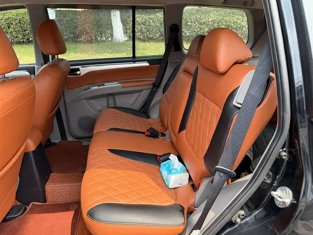 Mitsubishi Pajero Sport — миниатюра 12