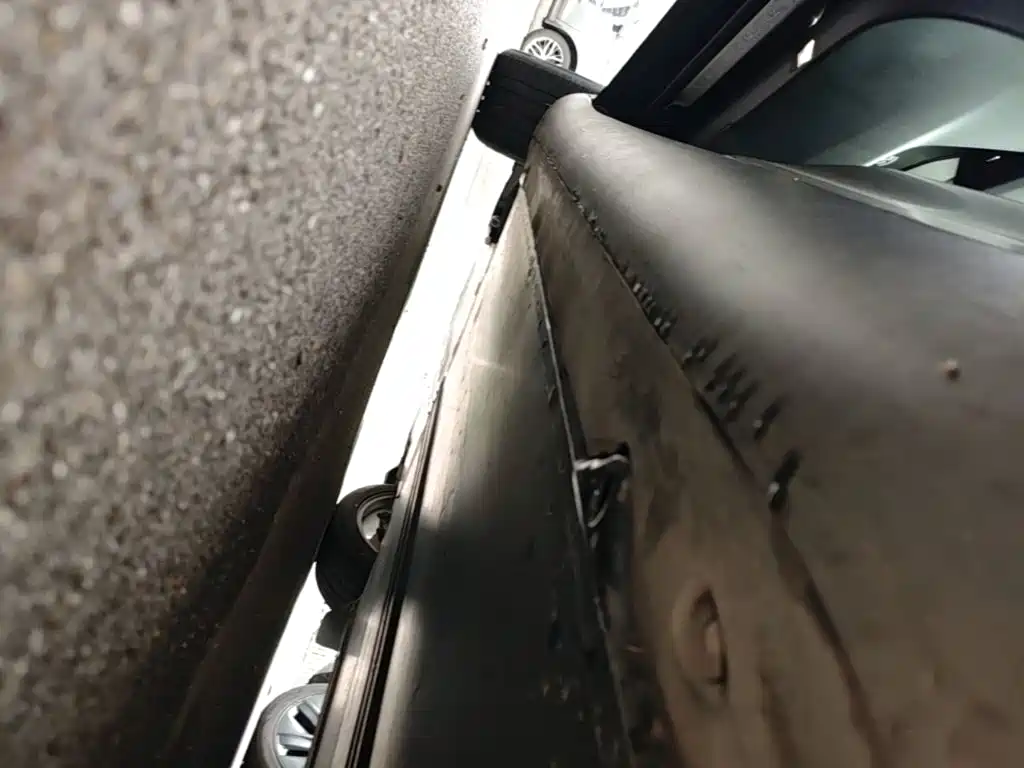Tesla Model Y — миниатюра 22