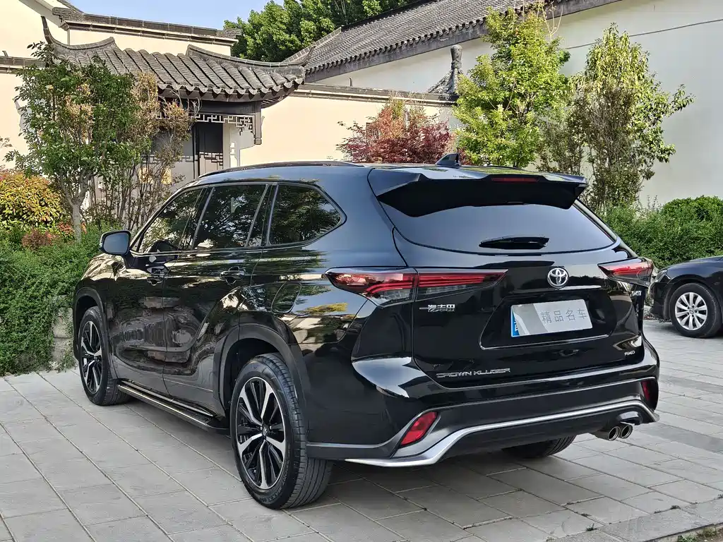 Toyota Crown Kluger 2022 2.0T