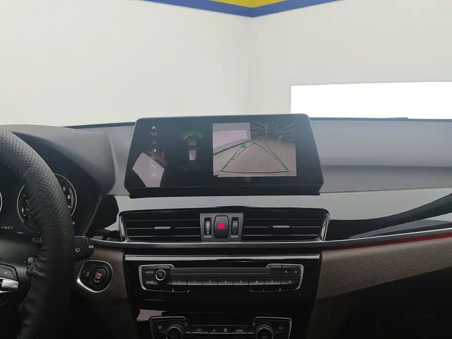 BMW X1 — миниатюра 13