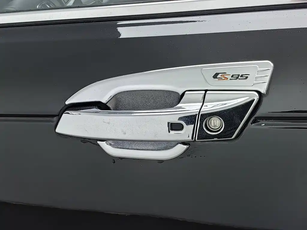 Changan CS95 — миниатюра 18