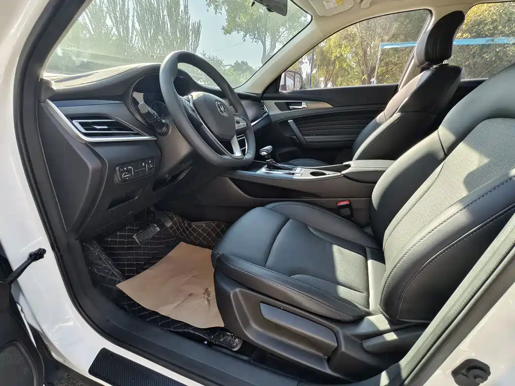 Changan CS35PLUS — миниатюра 7