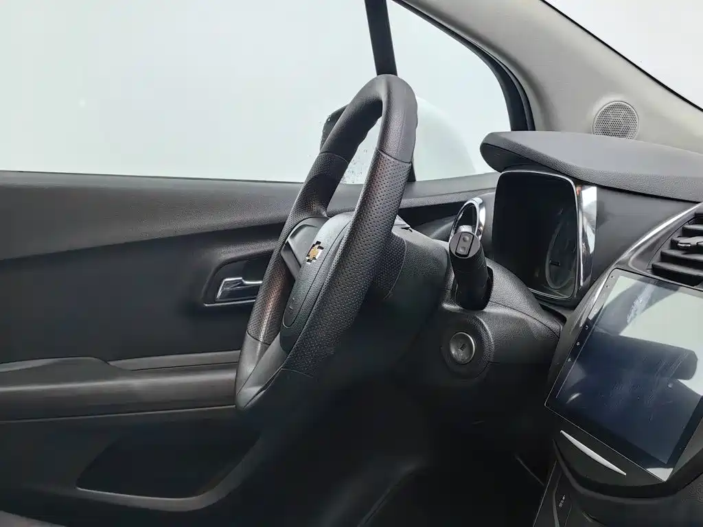 Chevrolet Trax — миниатюра 22