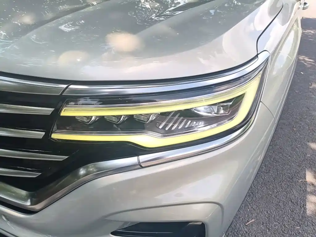 Roewe RX5 eMAX — миниатюра 24