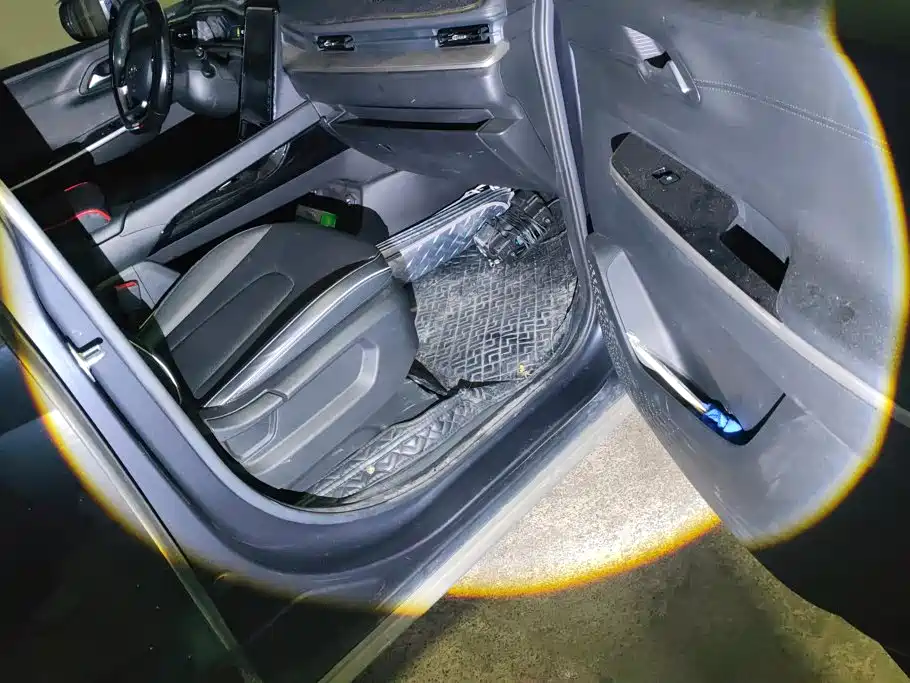 Hyundai Custo — миниатюра 8
