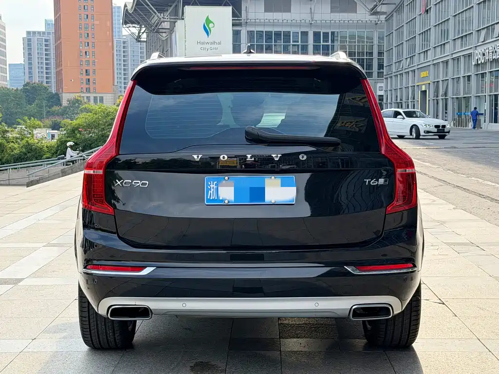 Volvo XC90 — миниатюра 5