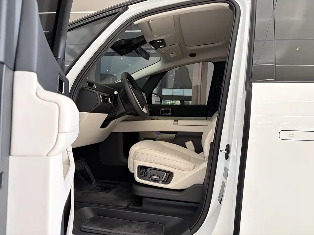 Li Auto Li MEGA — миниатюра 9