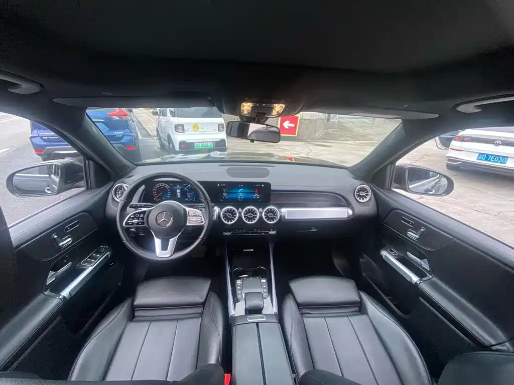 Mercedes-Benz GLB — миниатюра 5