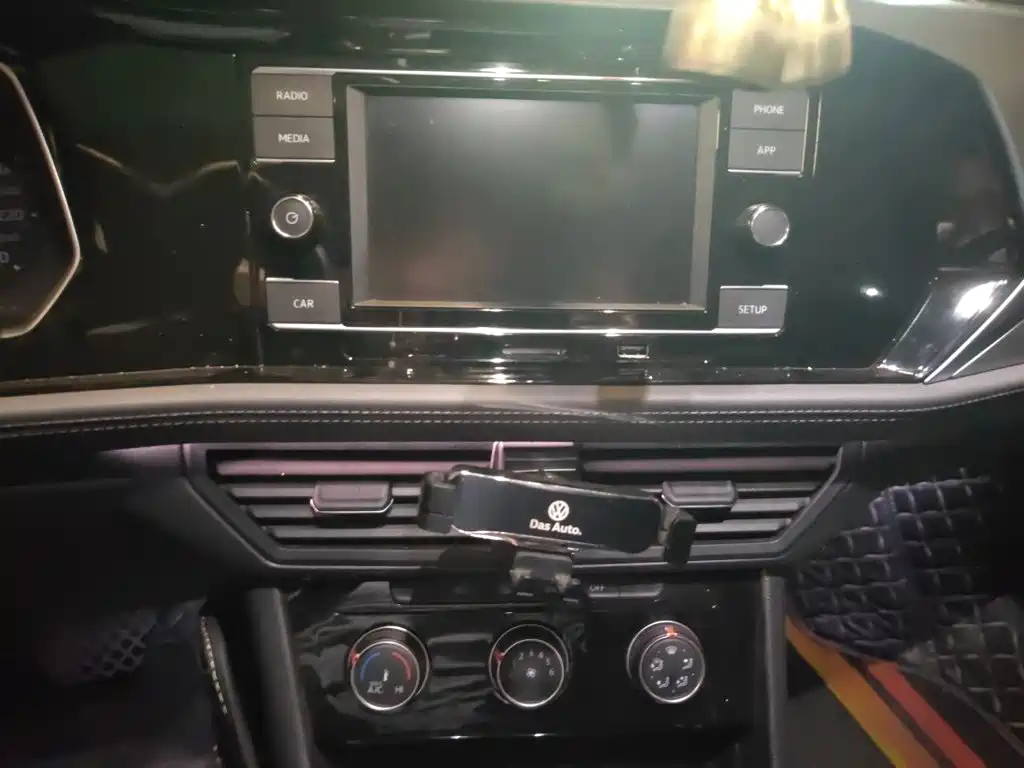 Volkswagen Sagitar — миниатюра 6