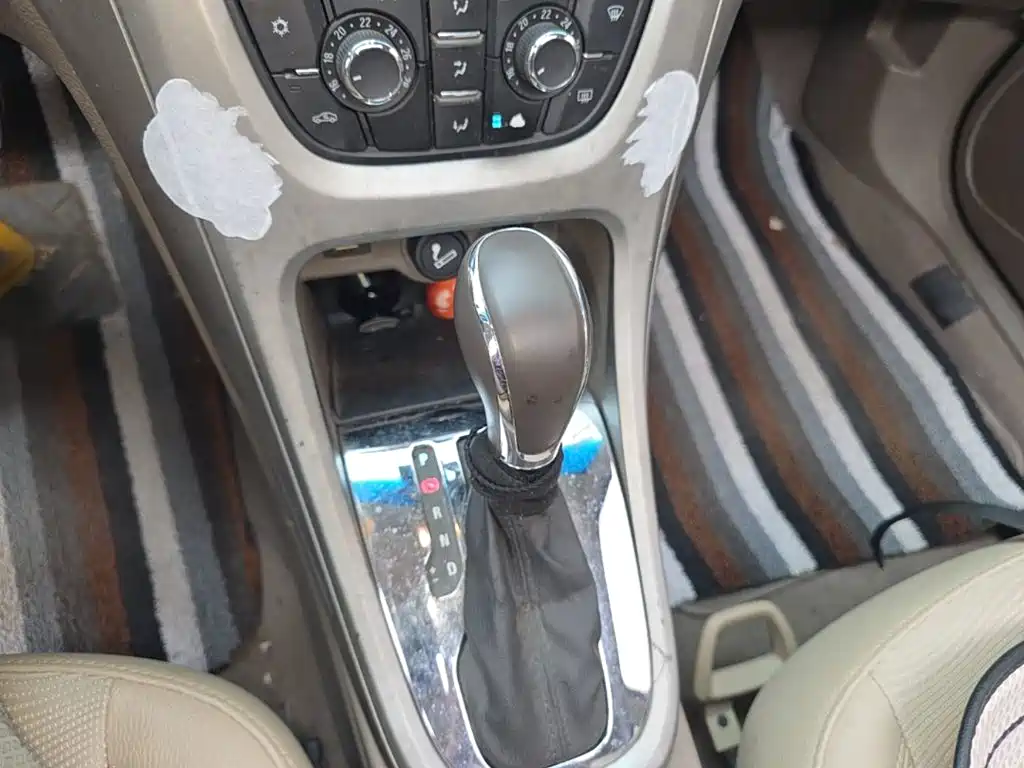 Buick Excelle — миниатюра 14