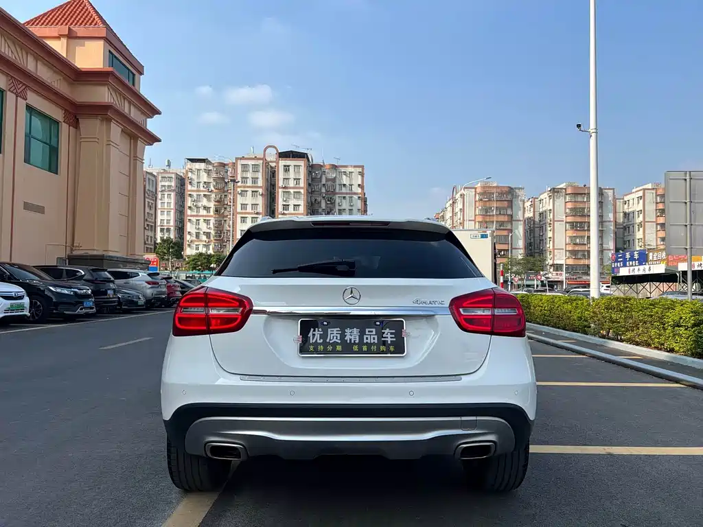 Mercedes-Benz GLA — миниатюра 5