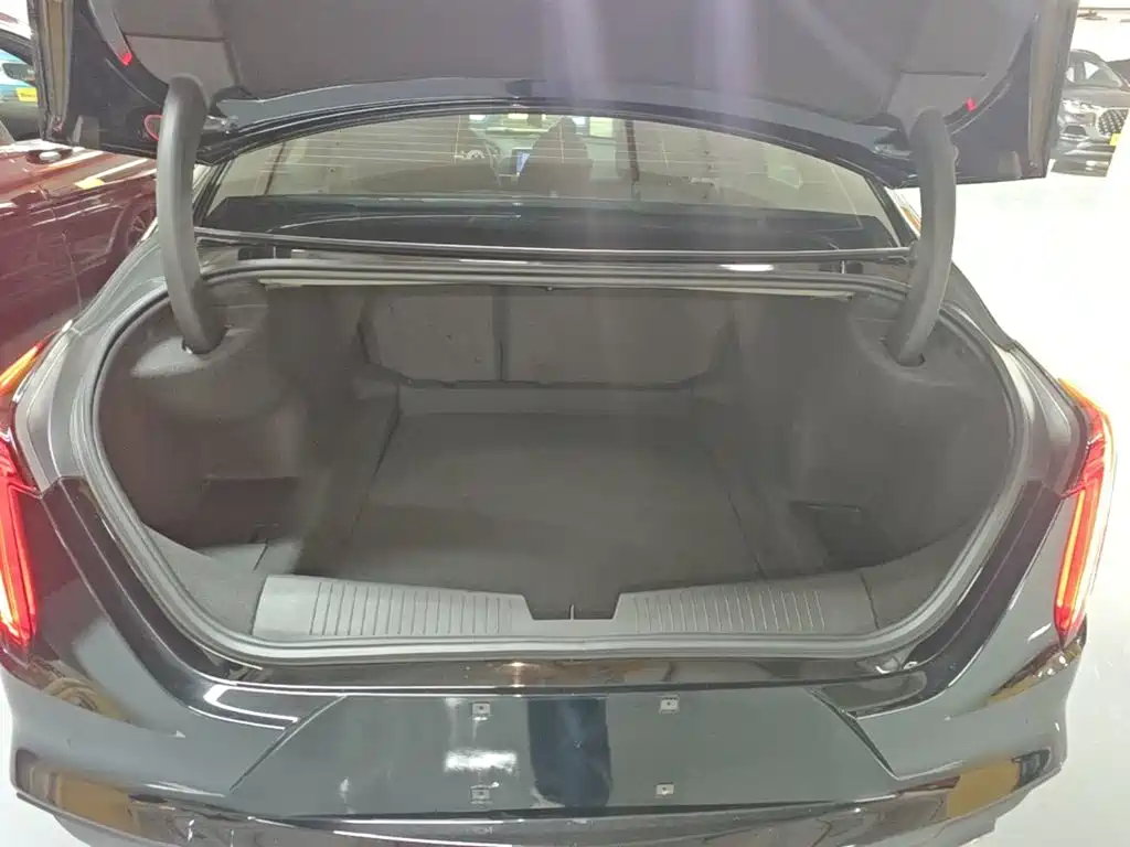 Cadillac CT4 — миниатюра 19