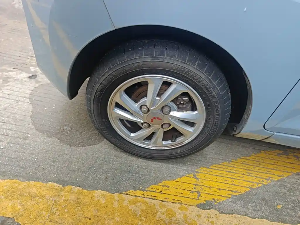 Wuling MINIEV — миниатюра 23