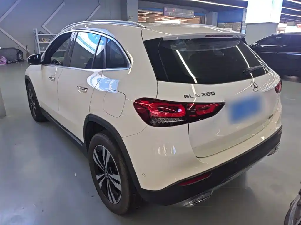 Mercedes-Benz GLA — миниатюра 5