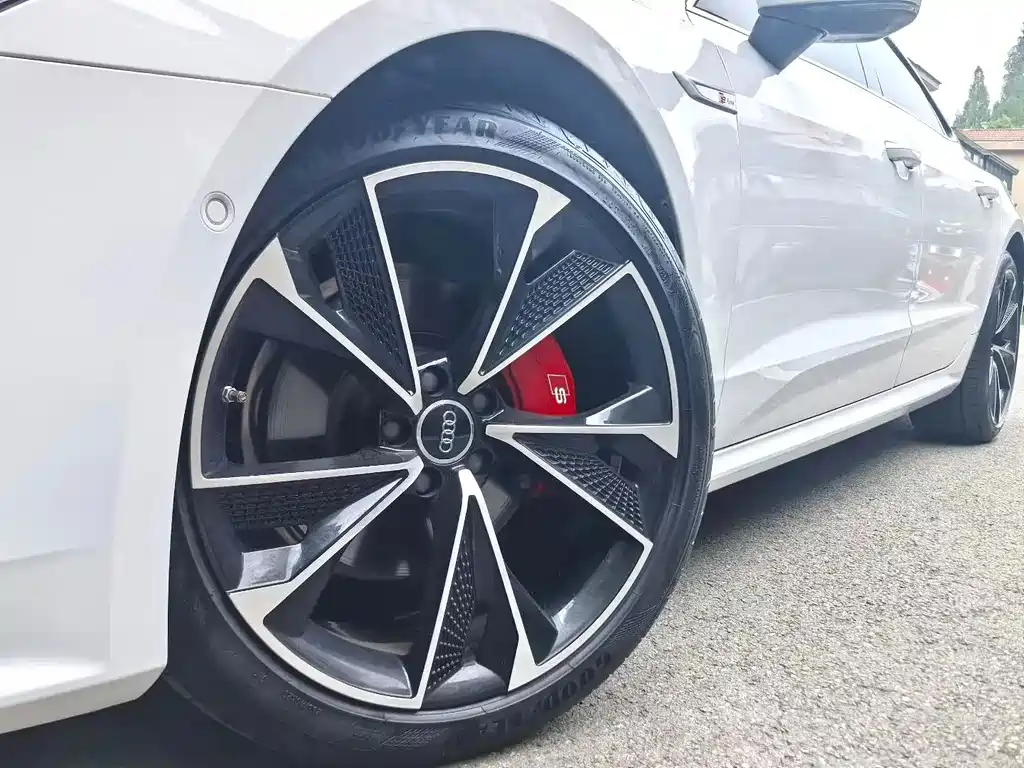 Audi A7L 2024 45 TFSI quattro S-line