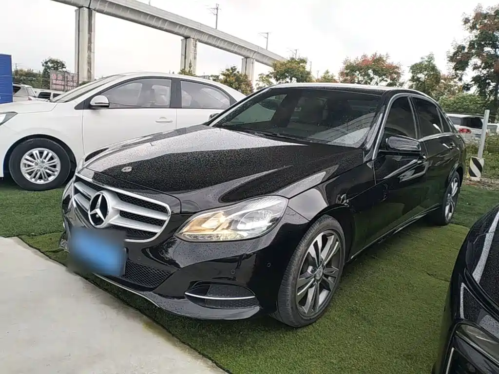 Mercedes-Benz E-Class — миниатюра 2