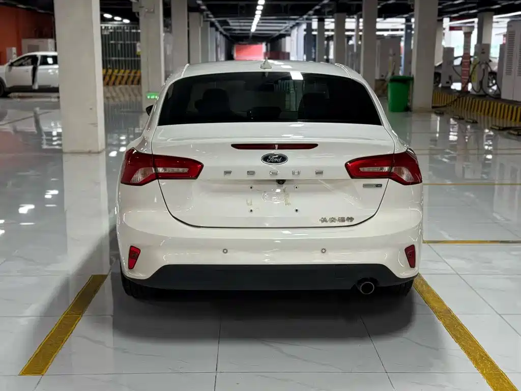 Ford Focus — миниатюра 6