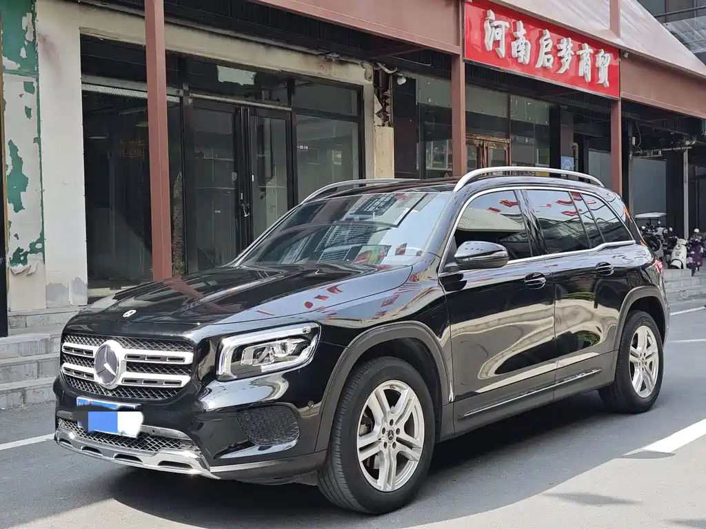 Купить Mercedes-Benz GLB