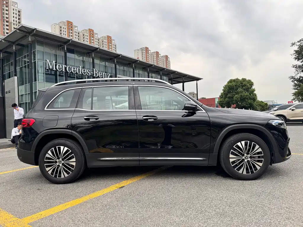 Mercedes-Benz EQB — миниатюра 5