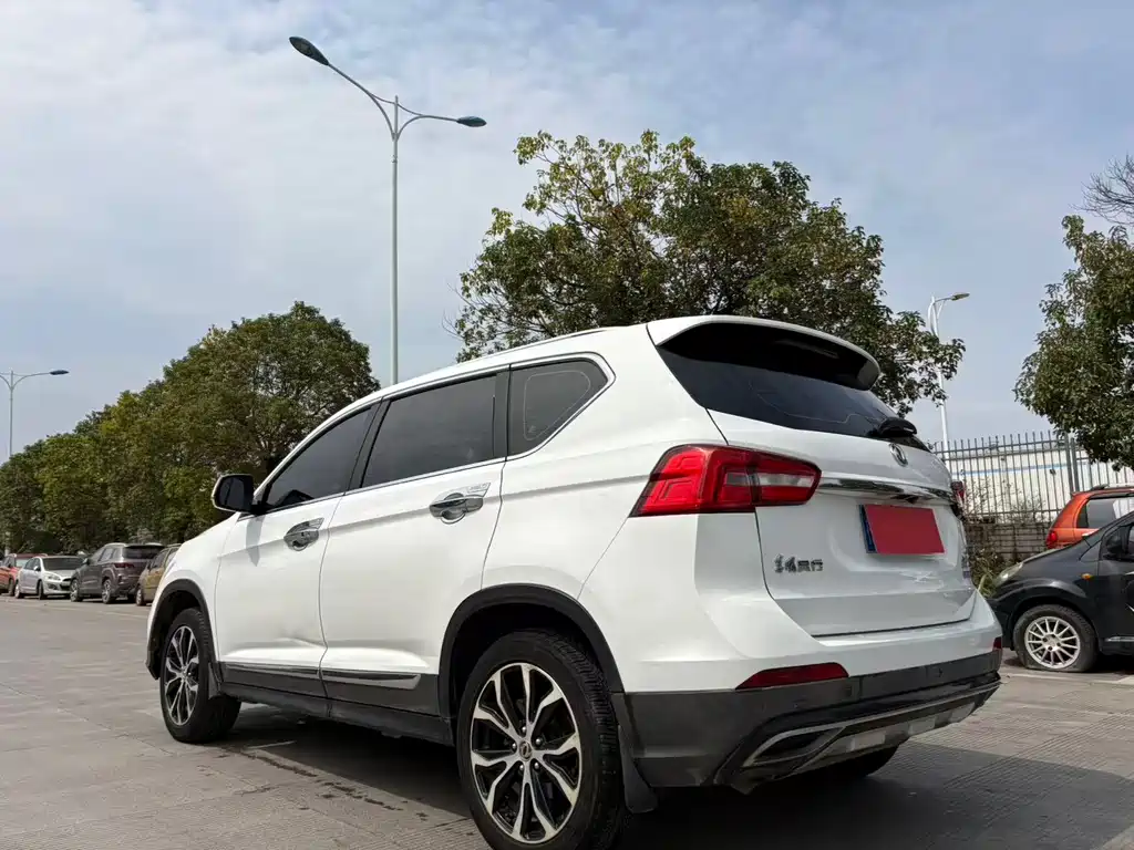 DONGFENG JINGYI X5