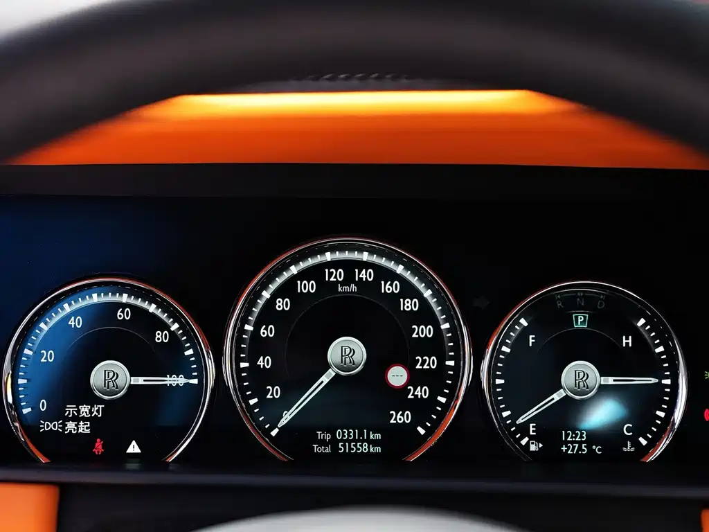 Rolls-Royce Cullinan — миниатюра 14