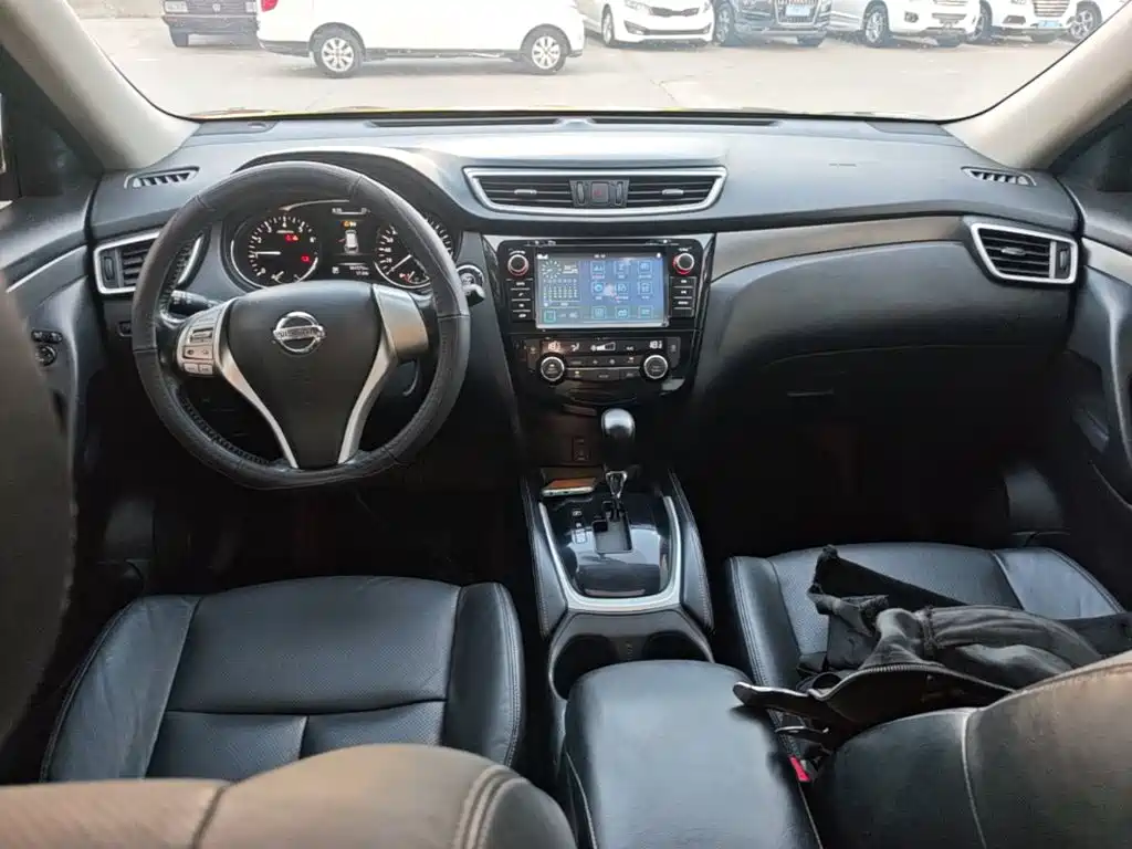 Nissan X-Trail — миниатюра 10