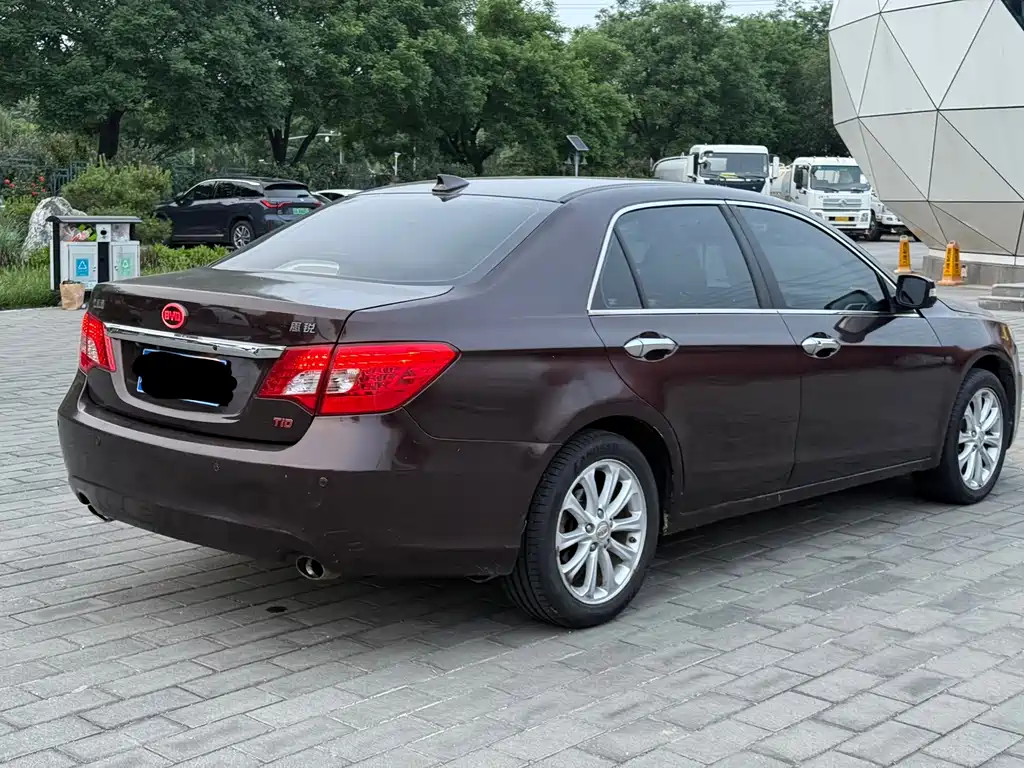 BYD Surui — миниатюра 4