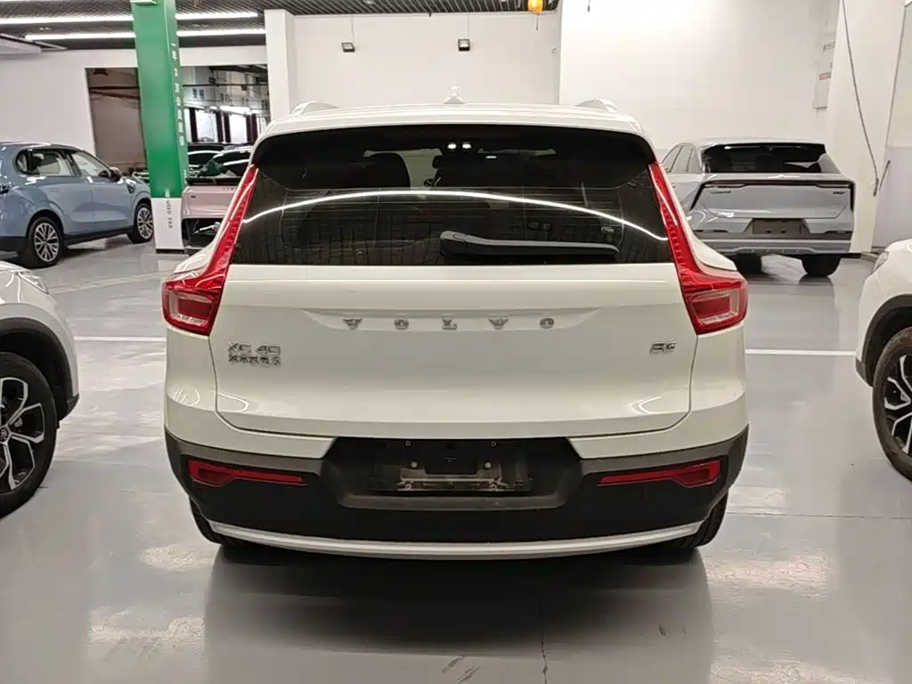 Volvo XC40 — миниатюра 6