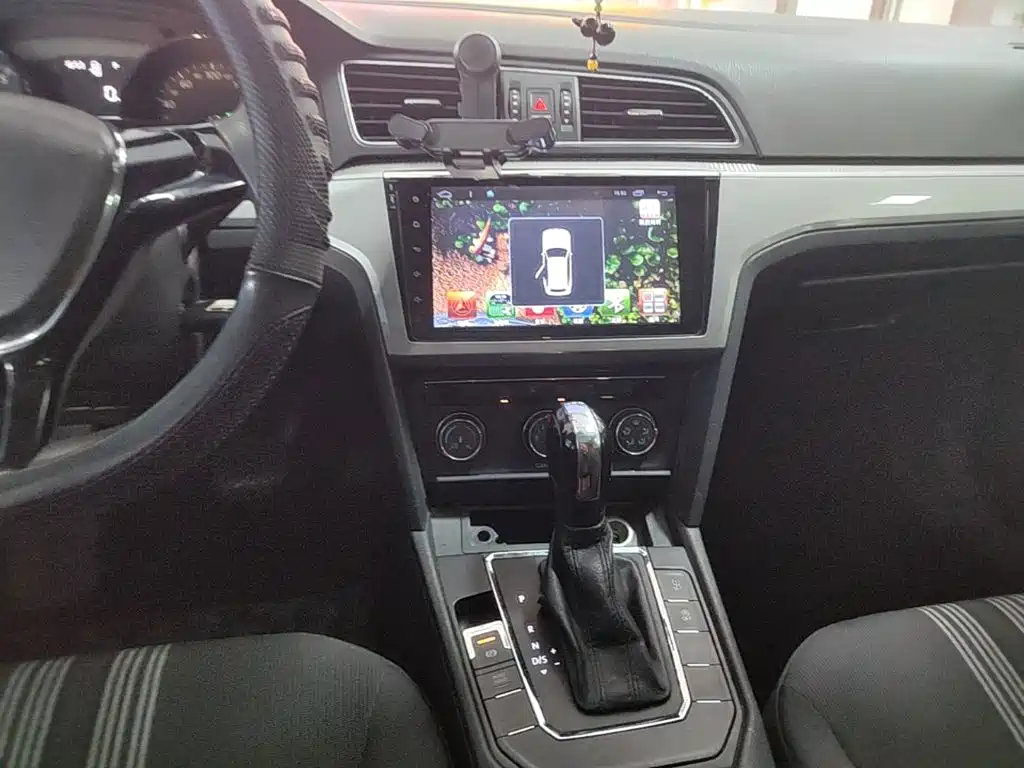 Volkswagen Lamando — миниатюра 13