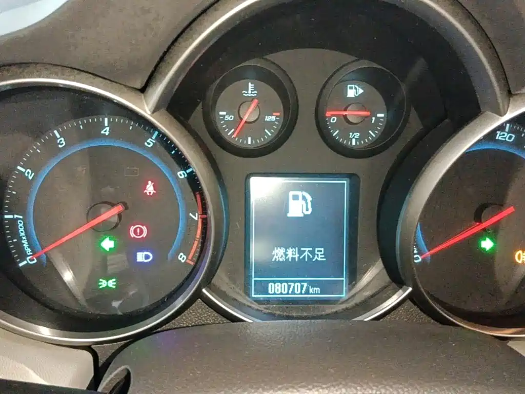 Chevrolet Cruze — миниатюра 12