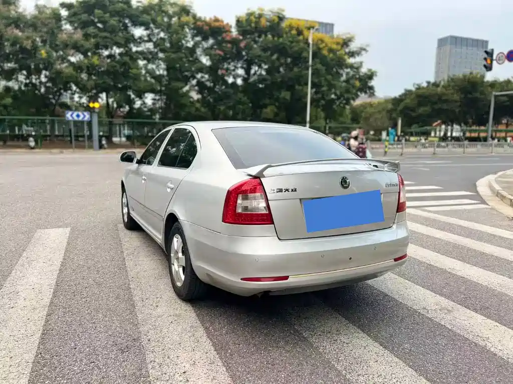Skoda Octavia — миниатюра 5