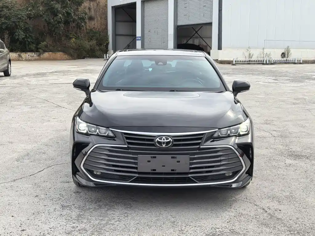 Toyota Avalon — миниатюра 2