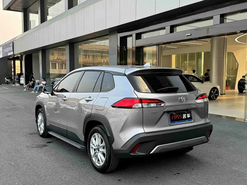 Toyota Corolla Cross — миниатюра 7