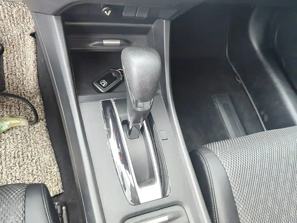 Honda Jade — миниатюра 14